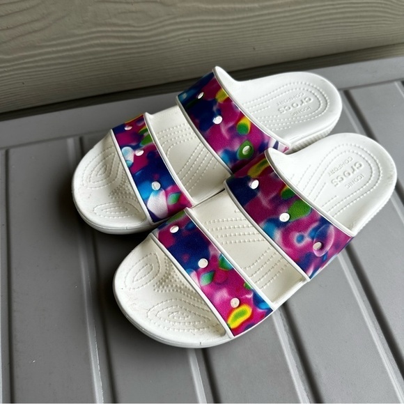 Crocs Solarized Tie Dye Double Strap Slide Sandals Size 9 Men’s, 11 Women’s - Picture 5 of 10